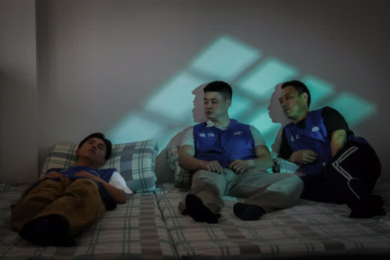 ����