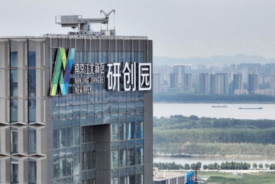 该项目是江北新区首个EPC工程总承包项目(中国中铁第一个房建EPC项目)。中新社记者 泱波 摄