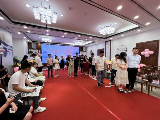 现场开展互动小游戏。