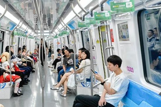 近日,由中铁二局电务公司参建的苏州轨道交通6号线正式开通运营。