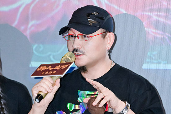 该片由电影《封神三部曲》导演乌尔善执导,正在热映中。