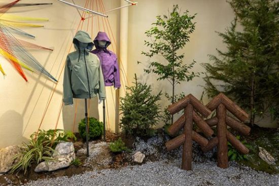 灵动线条展露先锋艺术,独特设计彰显美学品味,吸引民众前来感受露营的独特魅力。
