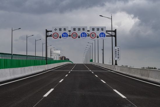 对于完善区域路网结构,提升沿线居民的出行便利性有重要意义。